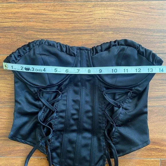 PrettyLittleThing Black Satin Double Lace Up Crop Corset Size 4 - Picture 8 of 9